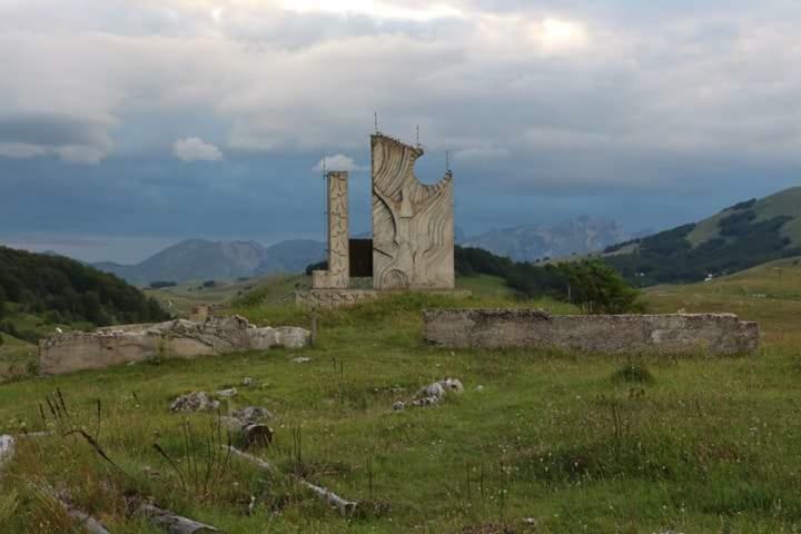 ホテル Katun Ljeljenak プルジネ エクステリア 写真